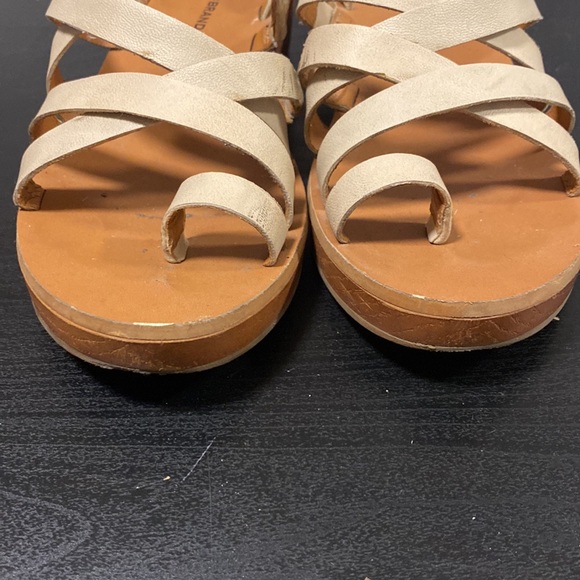 Lucky brand strappy wedges lightly worn - Picture 7 of 7